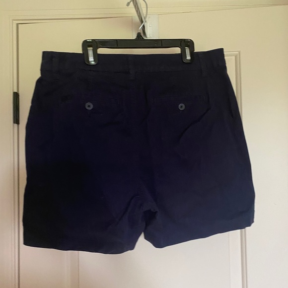 A New Day stretch navy blue shorts. EUC - Picture 5 of 6